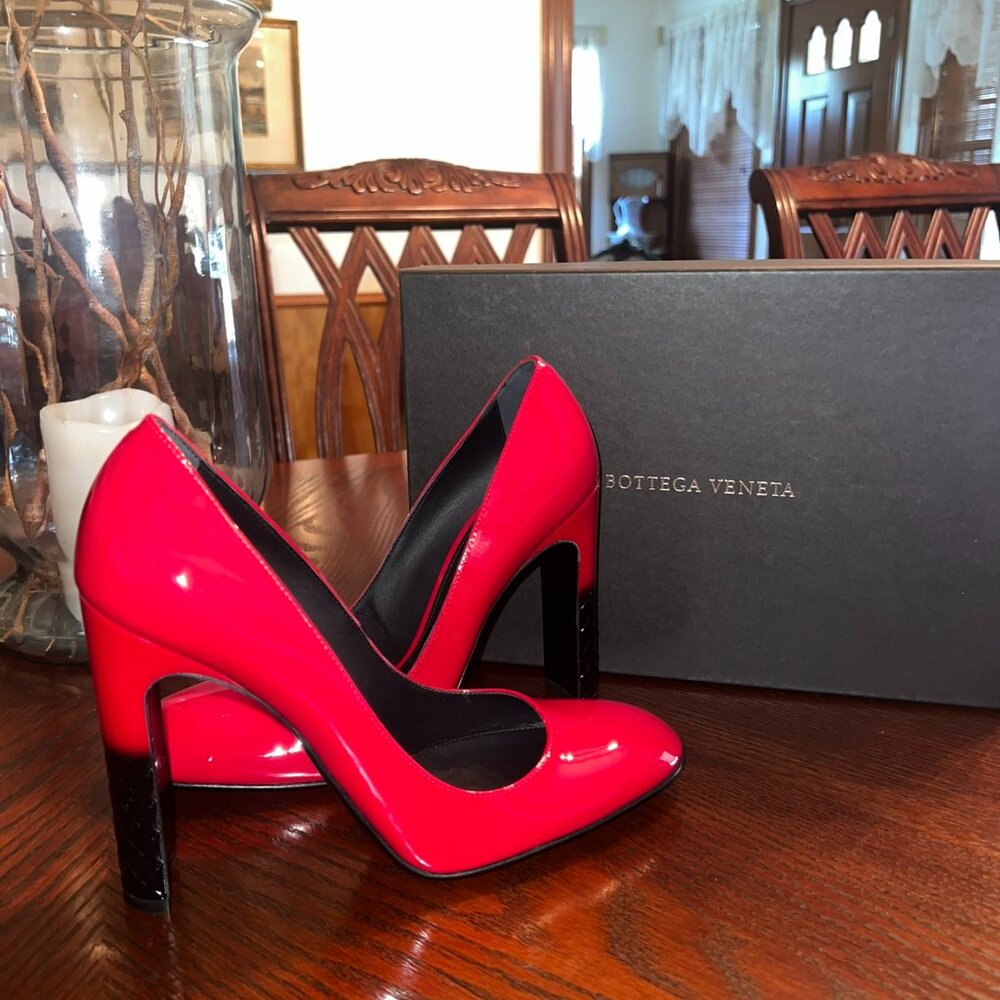 Bottega Veneta Isabella china red patent rounded toe pumps, 4.5" heels